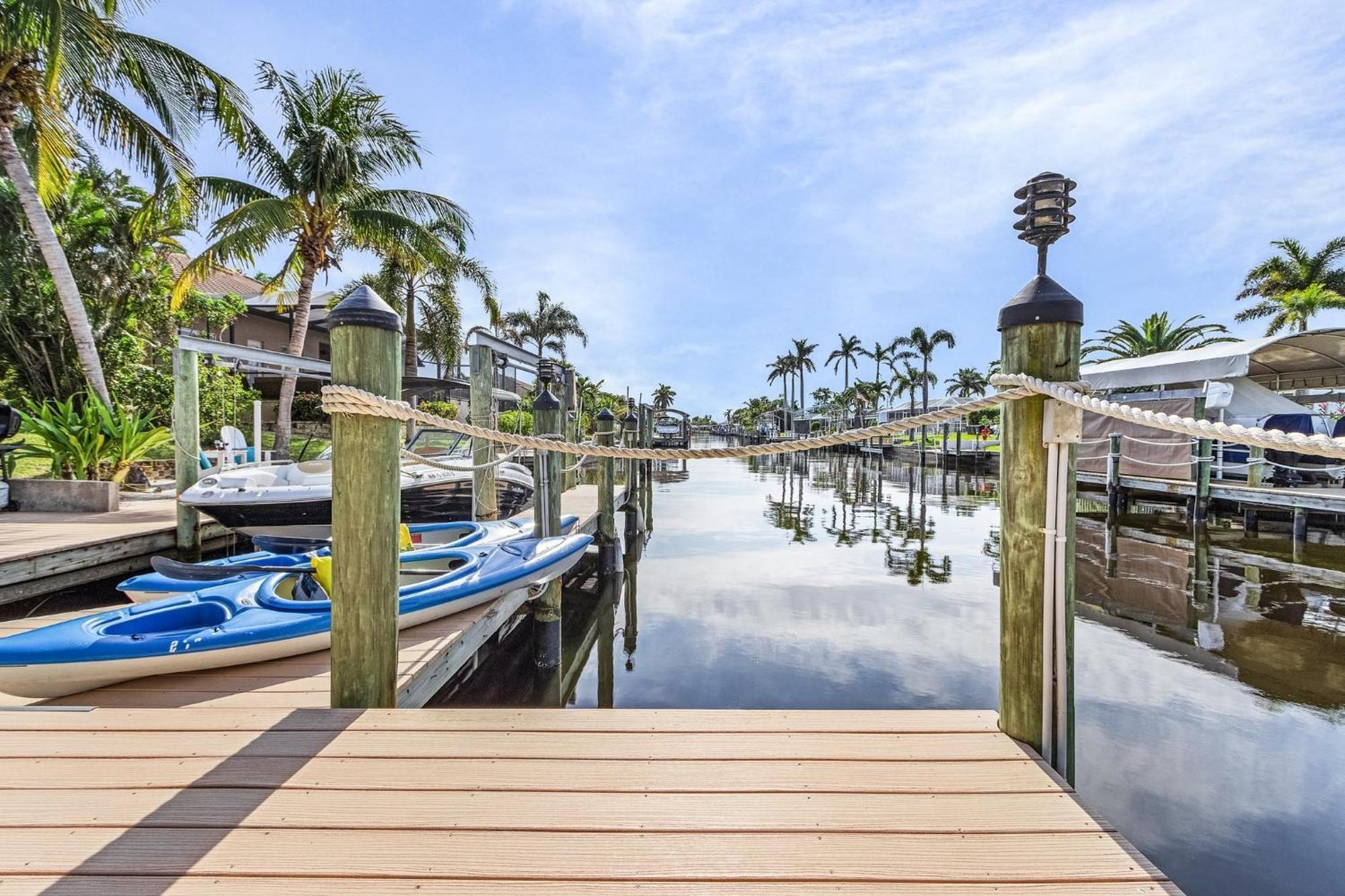 Villa Azurro, Cabo Coral Exterior foto